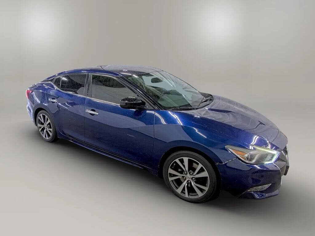2017 NISSAN Maxima