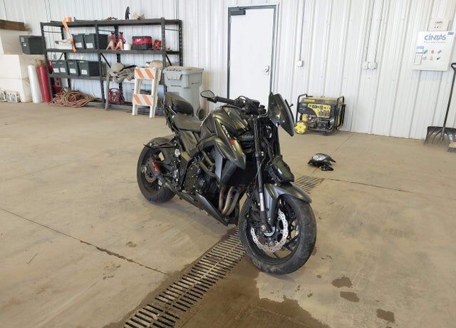 2022 SUZUKI GSX-S750