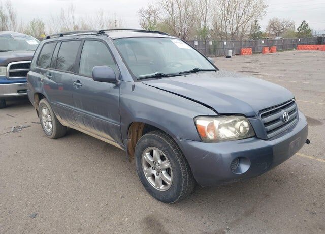2005 TOYOTA Highlander