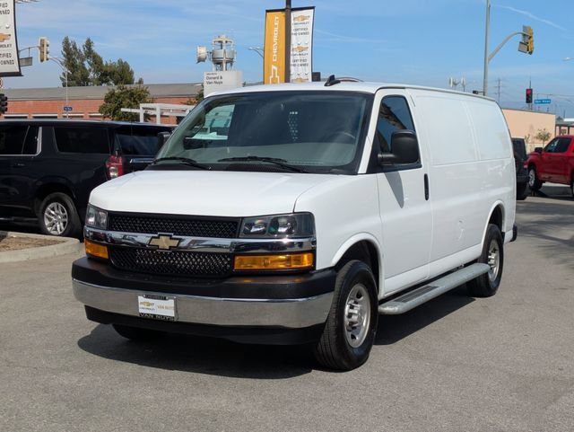 2024 CHEVROLET Express