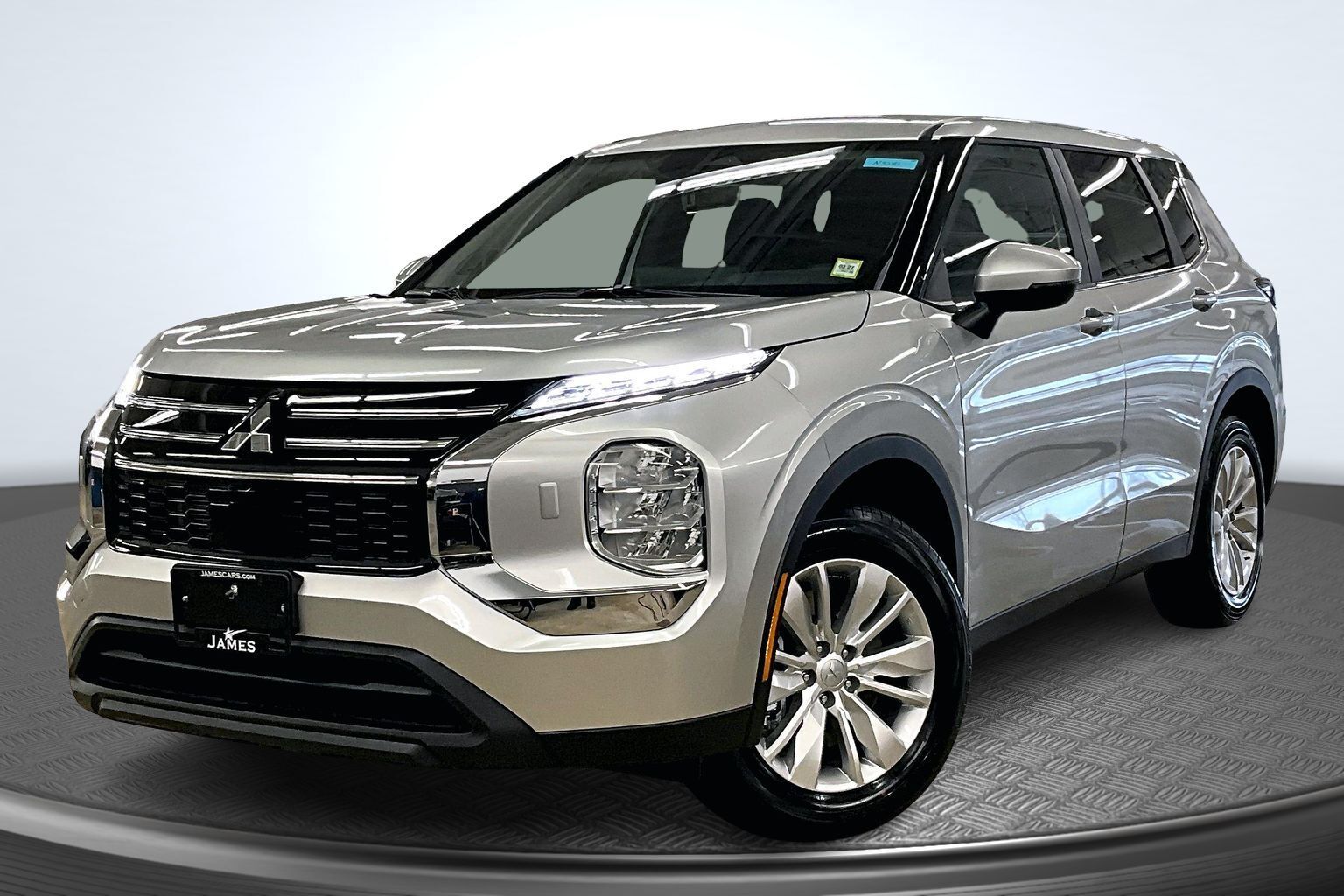 2026 MITSUBISHI Outlander