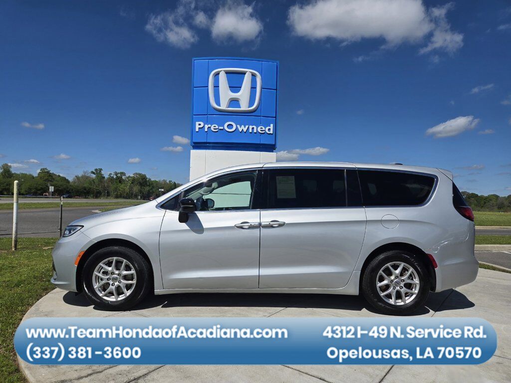 2024 CHRYSLER Pacifica