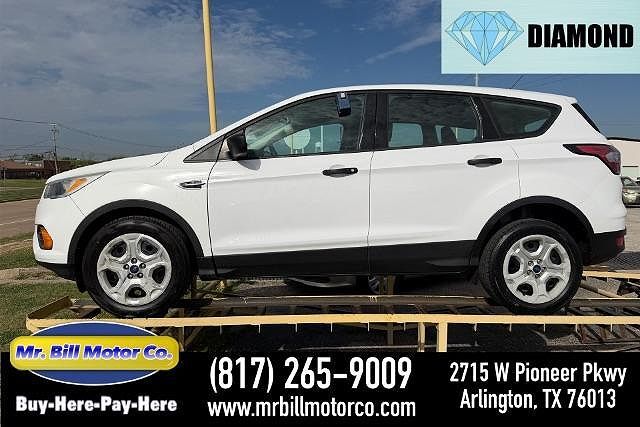 2017 FORD Escape