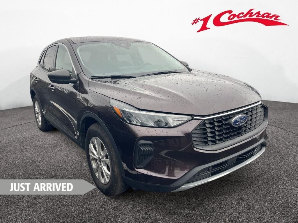 2023 FORD Escape