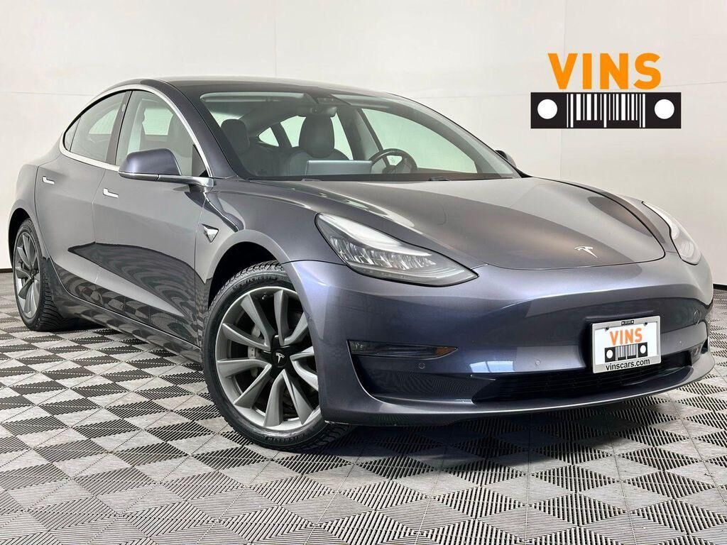 2018 TESLA Model 3