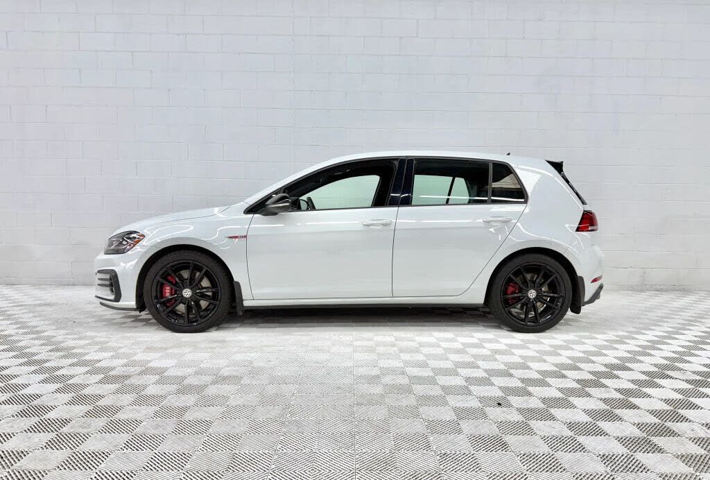 2021 VOLKSWAGEN Golf GTI