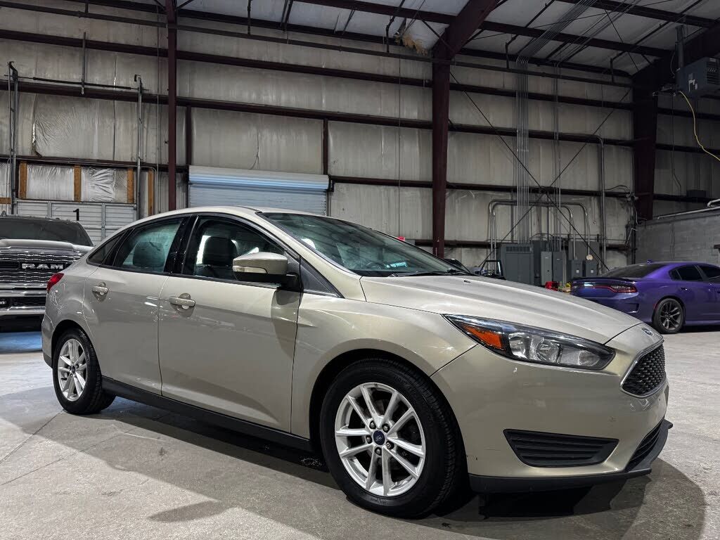 2016 FORD Focus