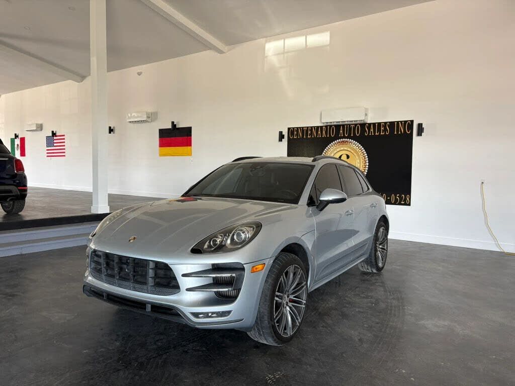 2015 PORSCHE Macan