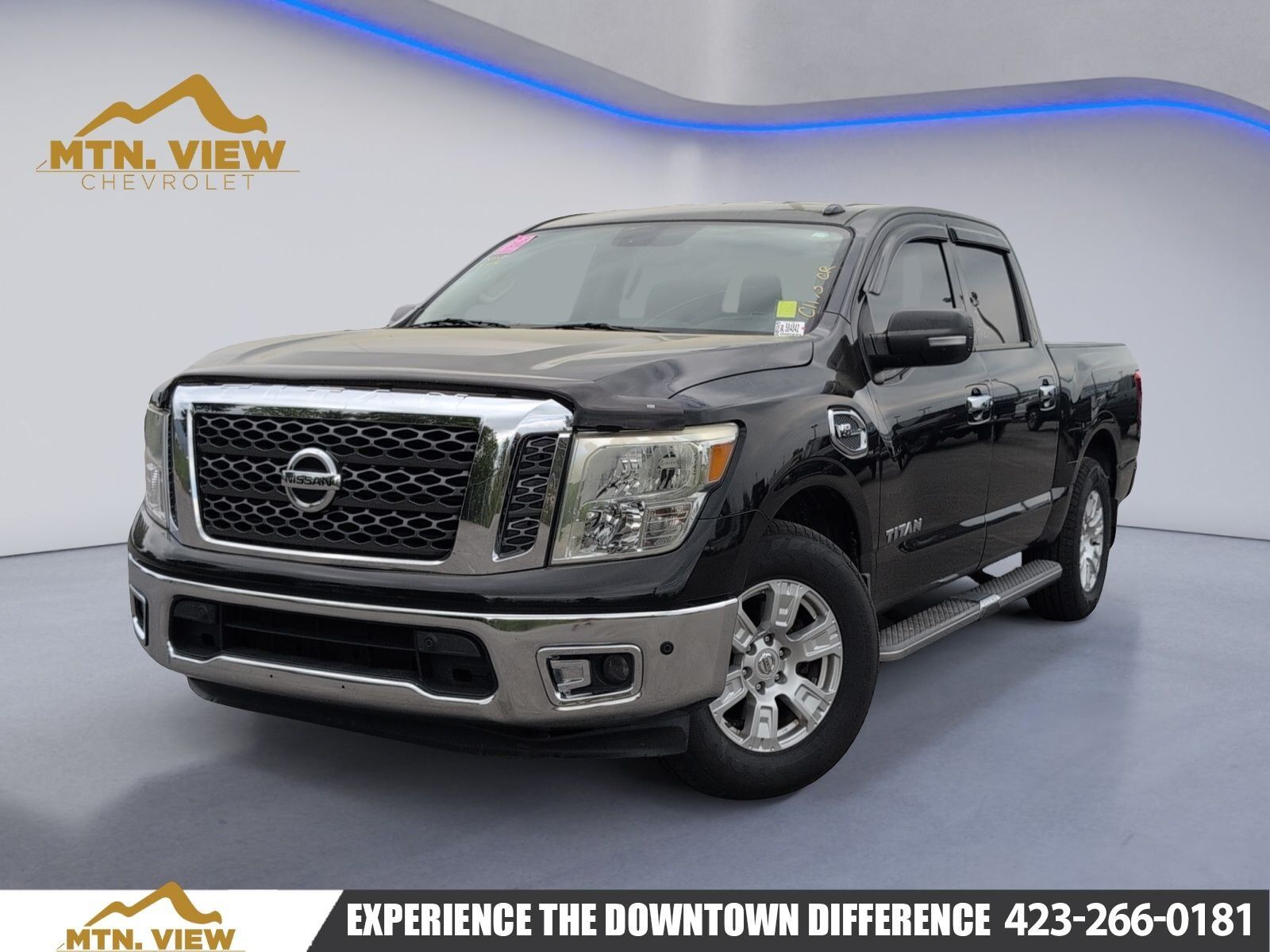 2017 NISSAN Titan