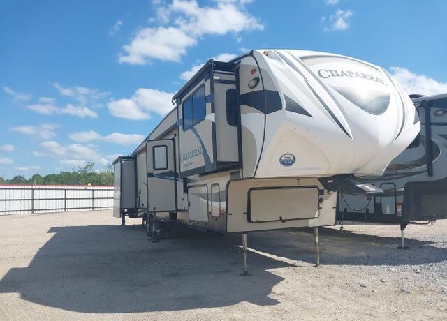 2017 FOREST RIVER Chaparral