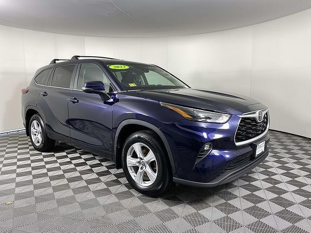 2023 TOYOTA Highlander