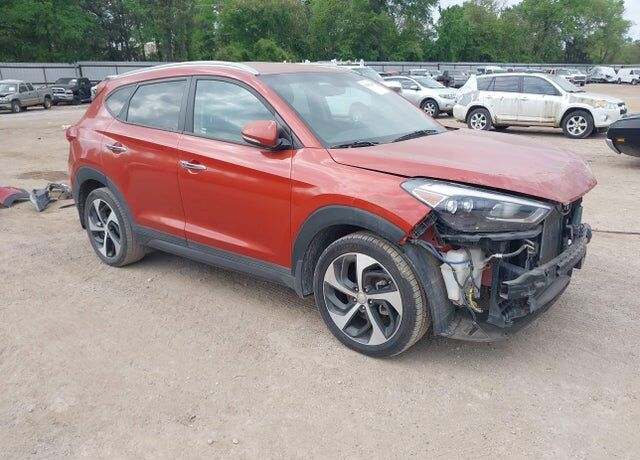 2016 HYUNDAI Tucson