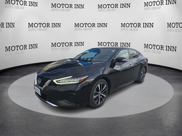 2022 NISSAN Maxima