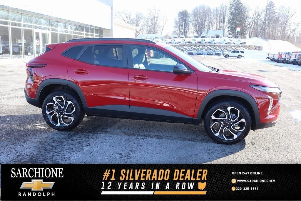 2026 CHEVROLET Trax