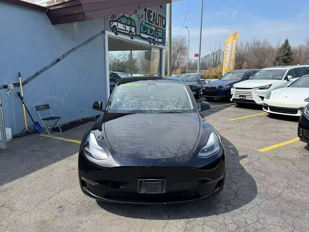 2023 TESLA Model Y