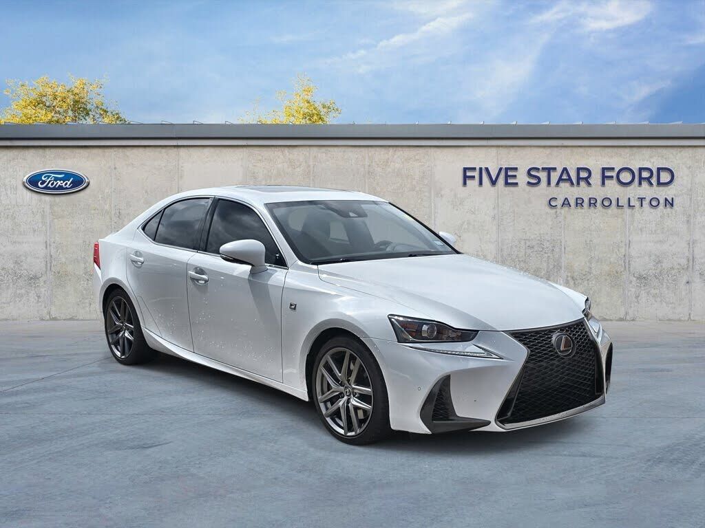 2020 LEXUS IS
