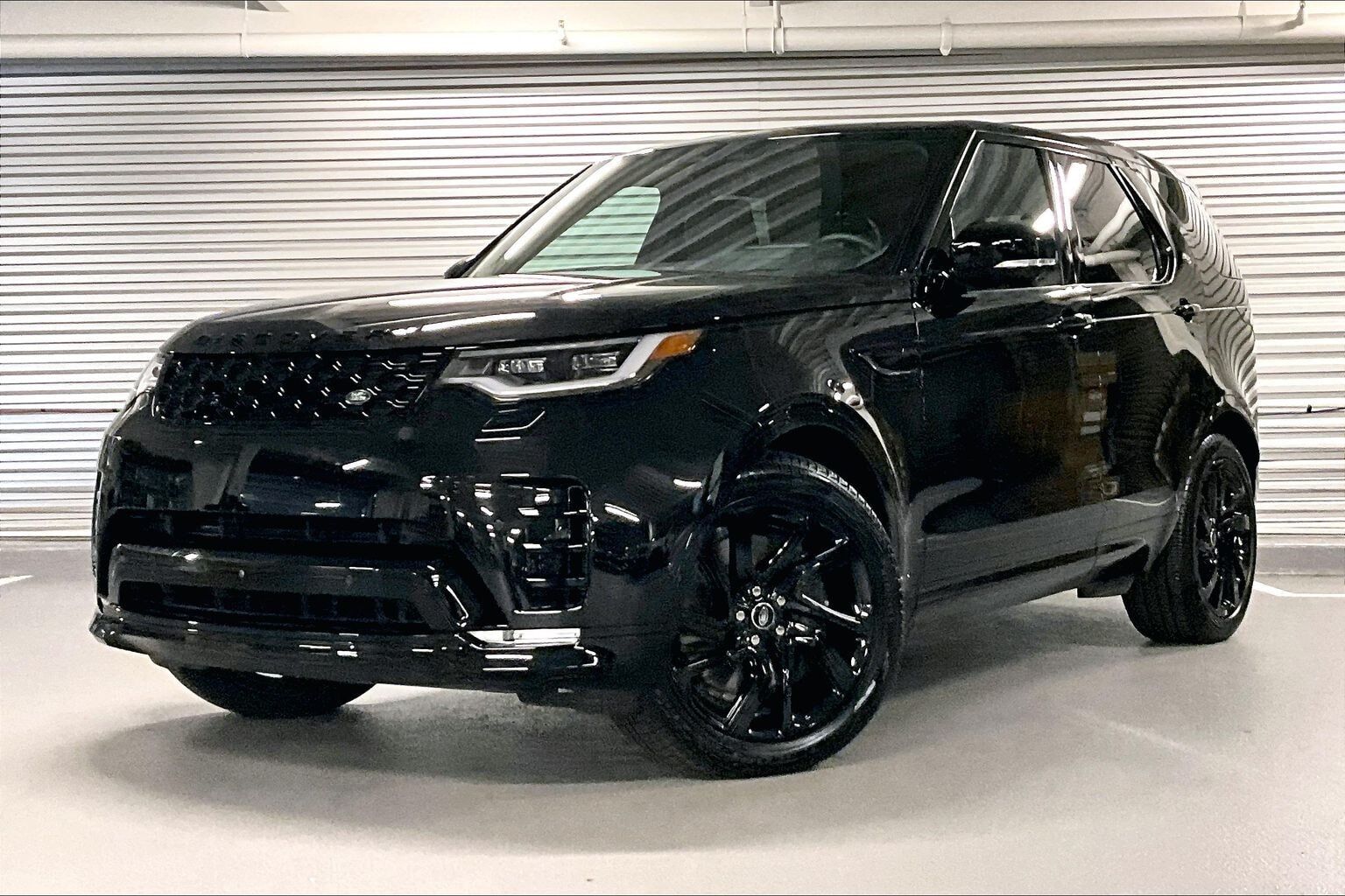 2025 LAND ROVER Discovery