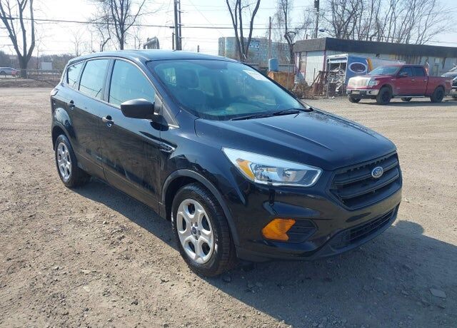 2017 FORD Escape