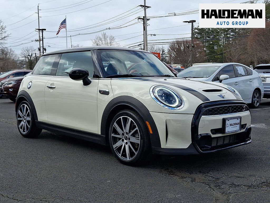 2023 MINI Hardtop