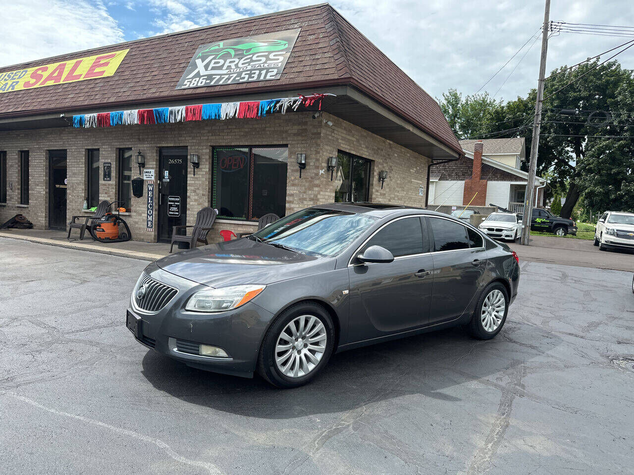 2011 BUICK Regal