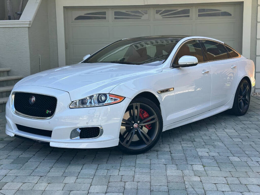 2015 JAGUAR XJ