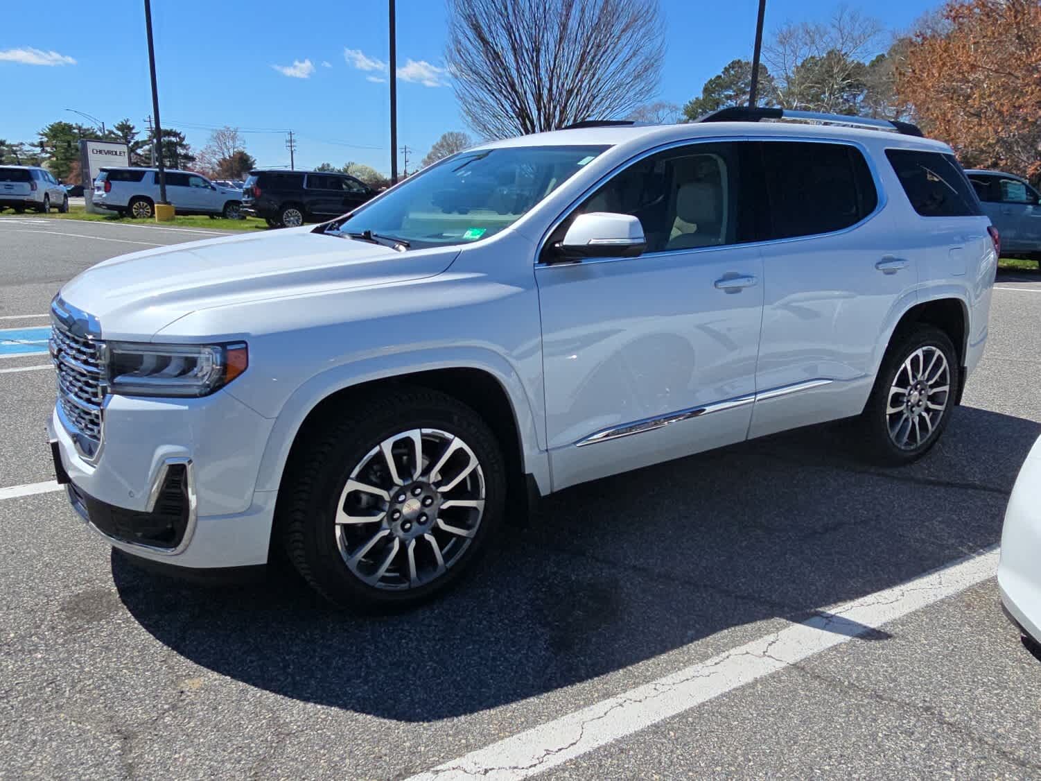 2023 GMC Acadia