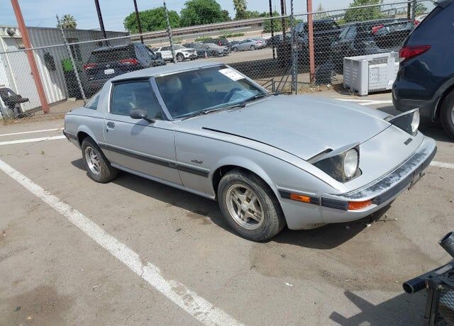 1985 MAZDA RX-7