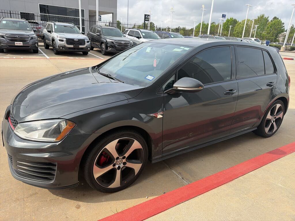 2017 VOLKSWAGEN Golf GTI