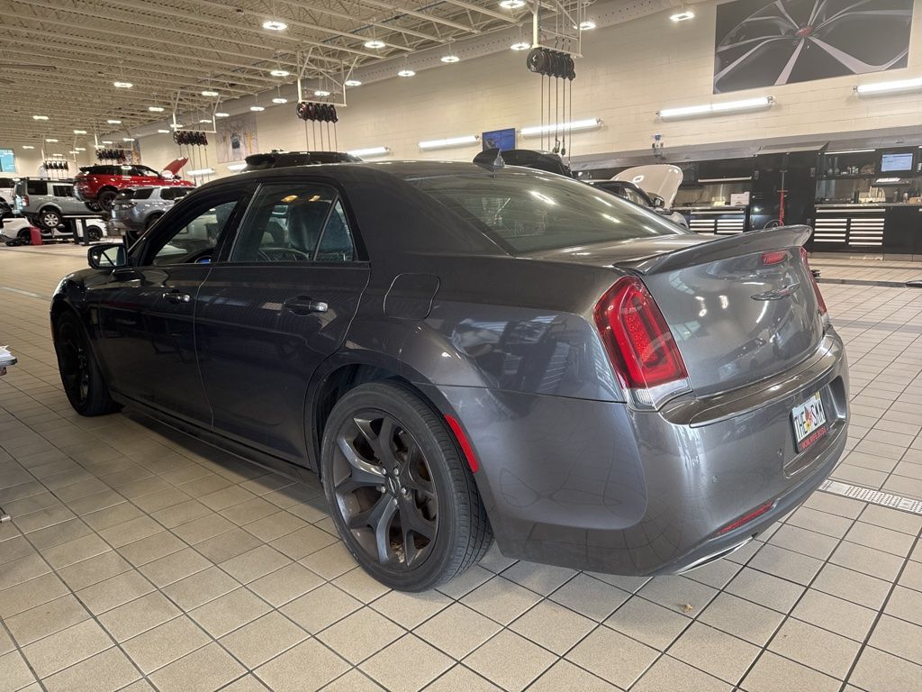 2021 CHRYSLER 300