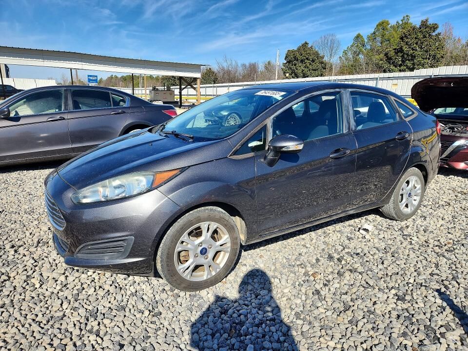 2015 FORD Fiesta