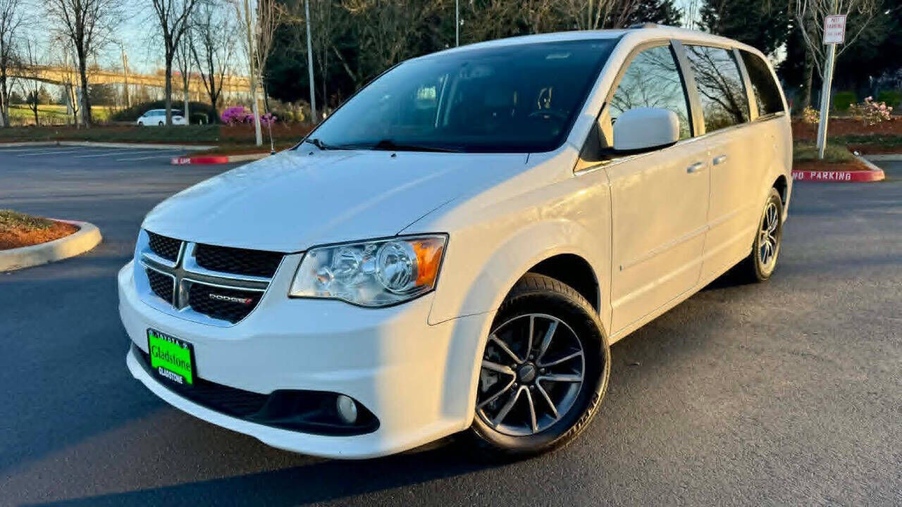 2017 DODGE Grand Caravan