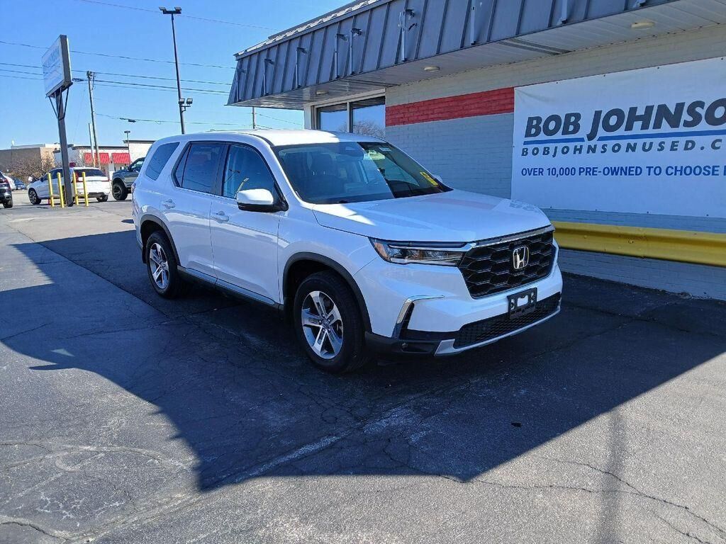 2023 HONDA Pilot