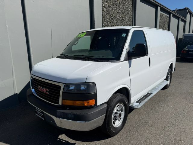 2015 GMC Savana