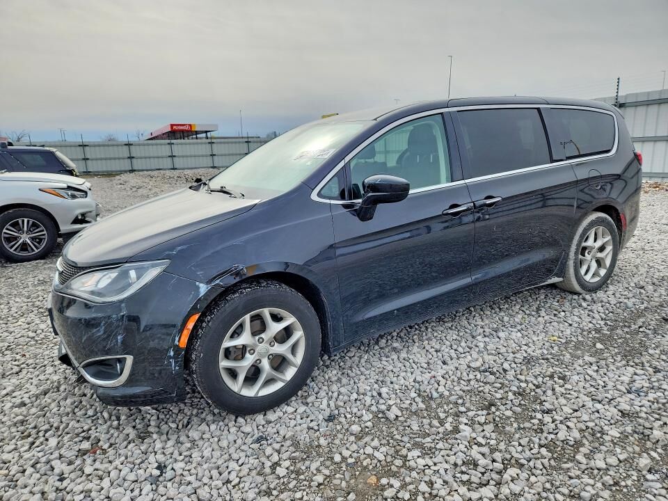 2019 CHRYSLER Pacifica