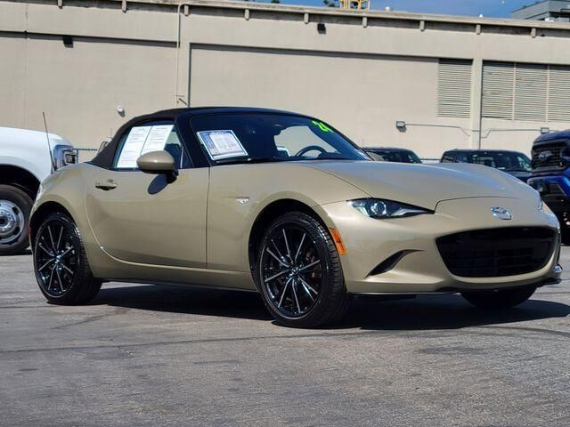 2024 MAZDA MX-5