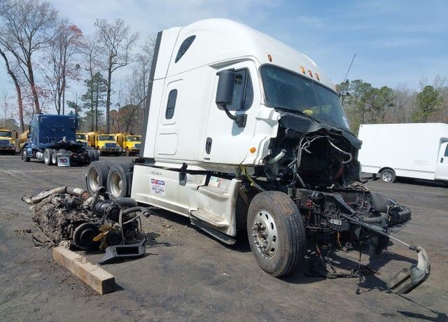 2015 FREIGHTLINER Cascadia