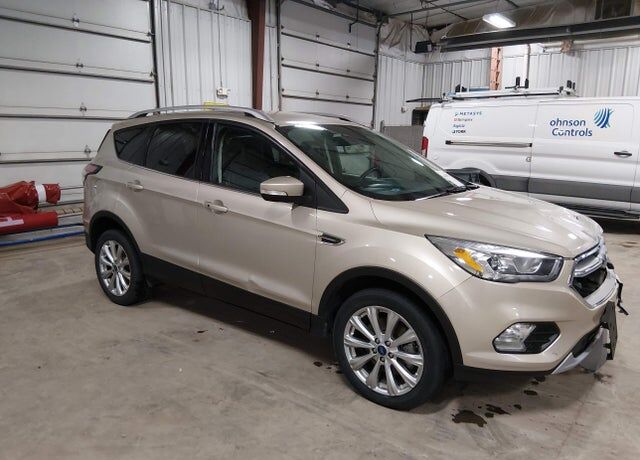2017 FORD Escape