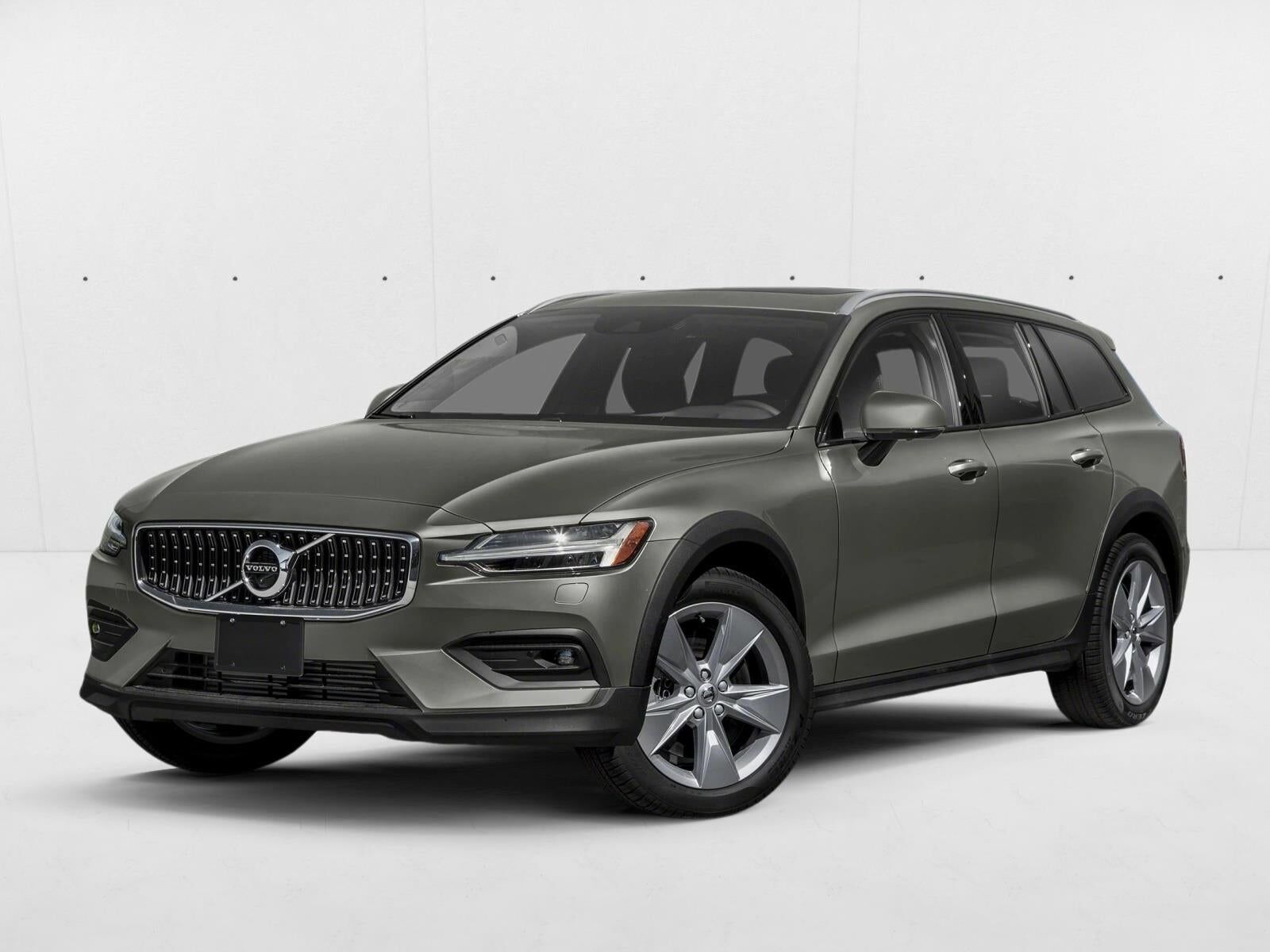 2020 VOLVO V60CC