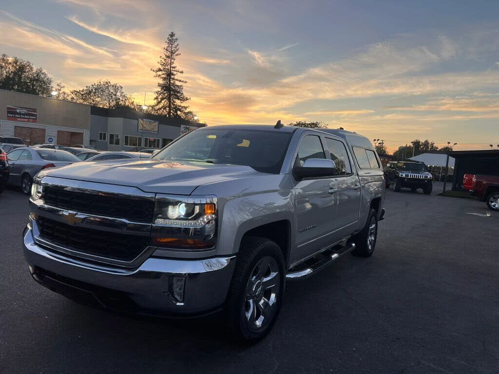 2017 CHEVROLET Silverado