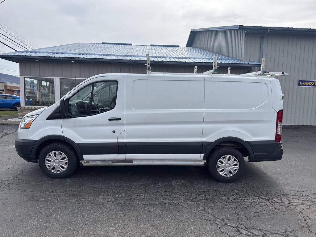 2017 FORD Transit