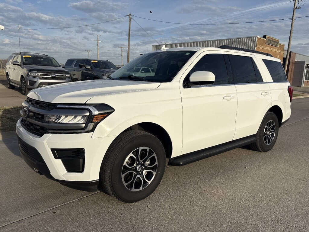 2023 FORD Expedition