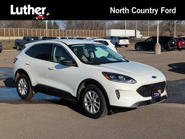 2022 FORD Escape