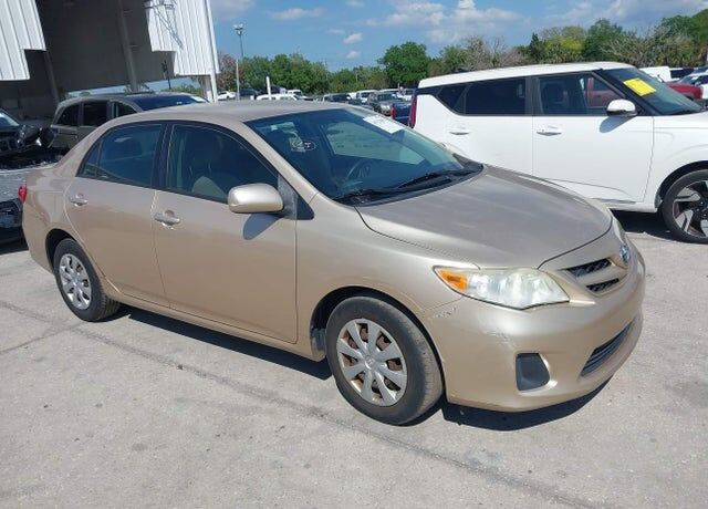 2011 TOYOTA Corolla