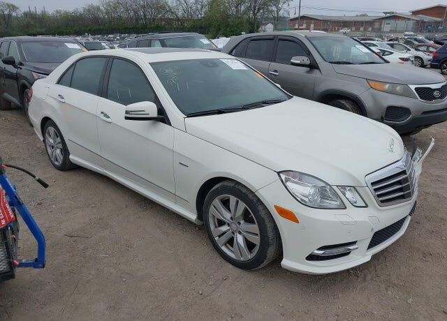 2012 MERCEDES-BENZ E-Class