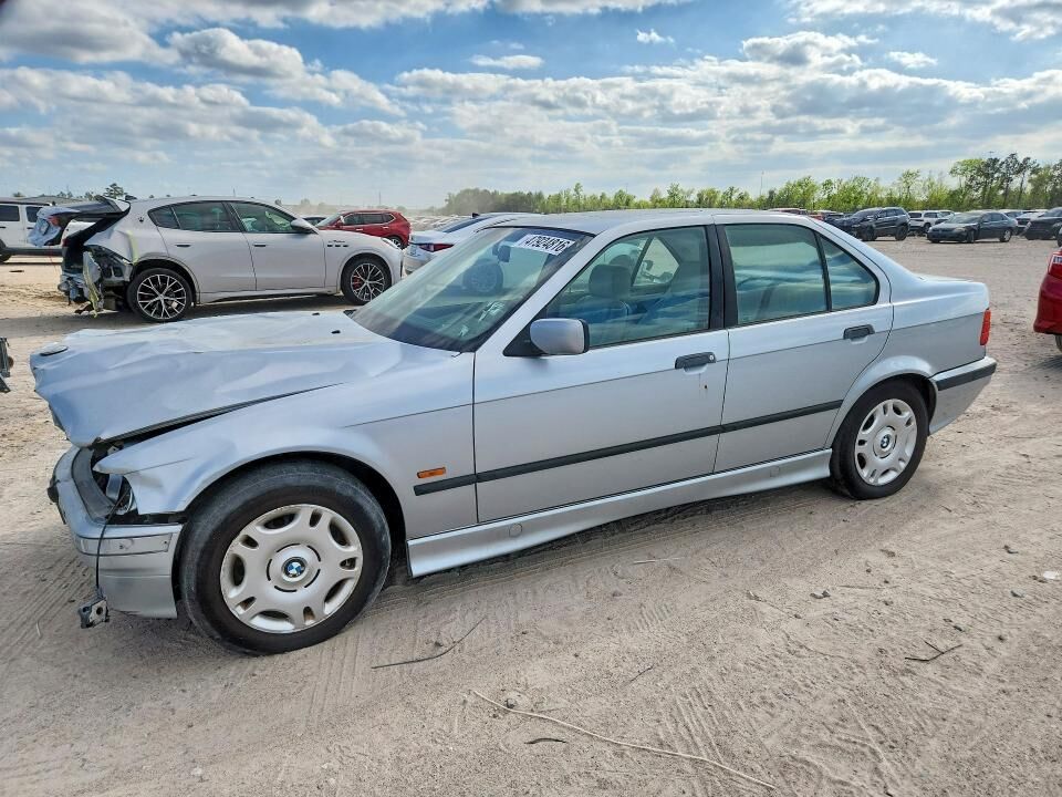 BMW 318i