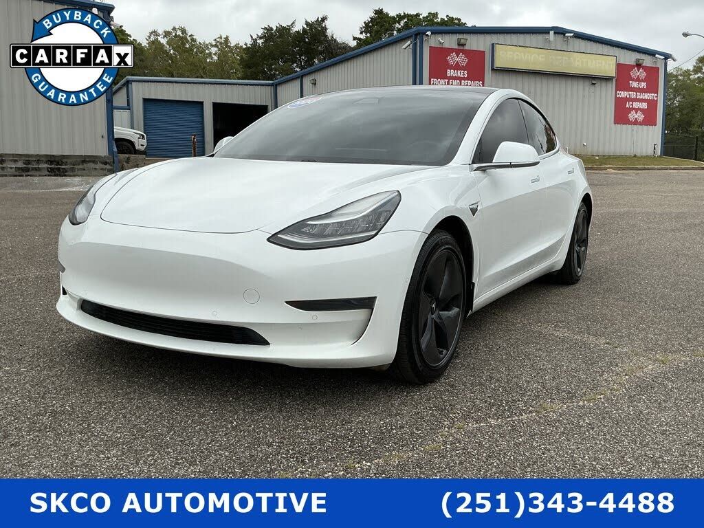 2020 TESLA Model 3