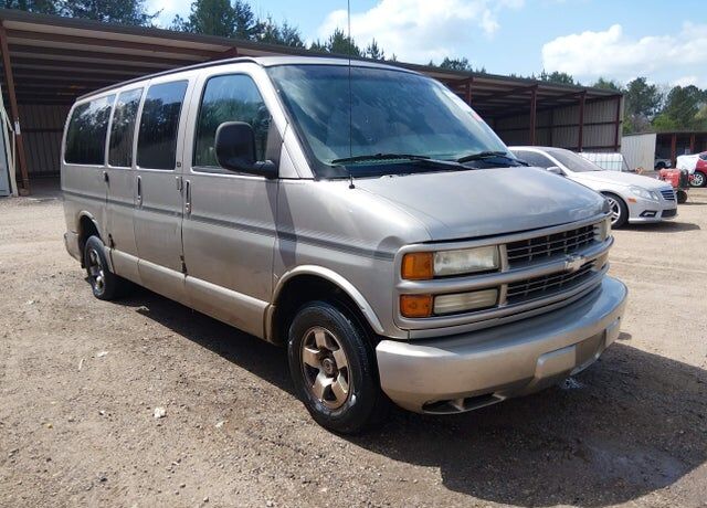 2002 CHEVROLET Express