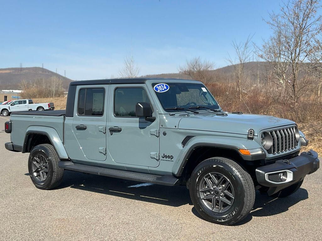 2024 JEEP Gladiator