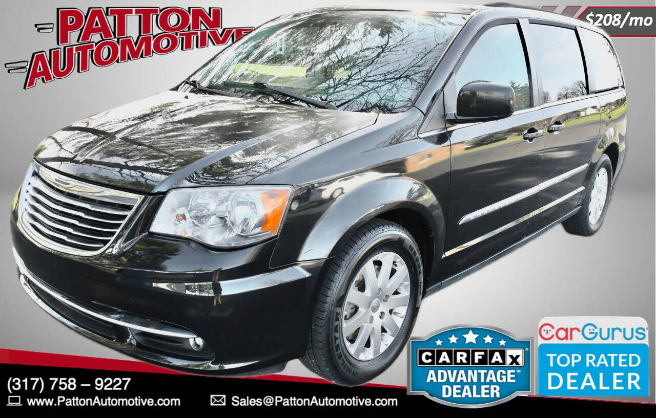 2015 CHRYSLER Town and Country