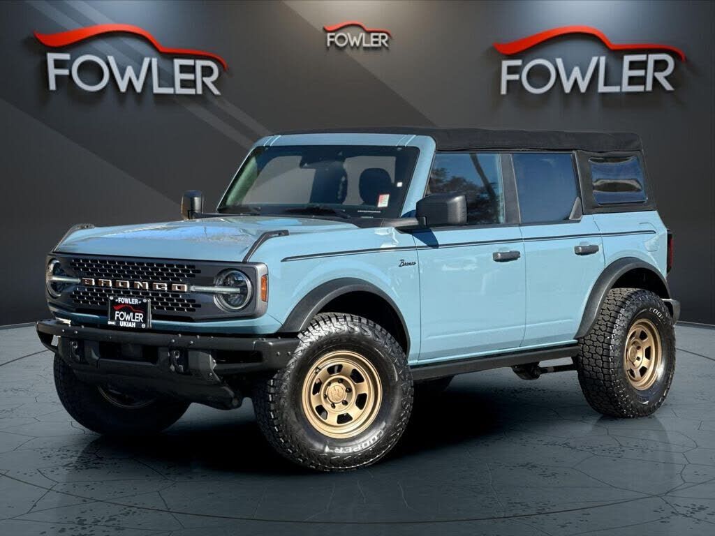 2022 FORD Bronco